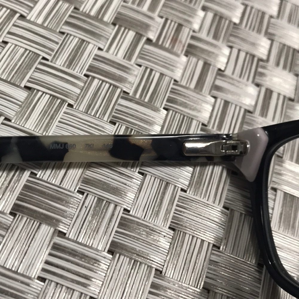 Marc by Marc Jacobs Frame - Picture 5 of 8